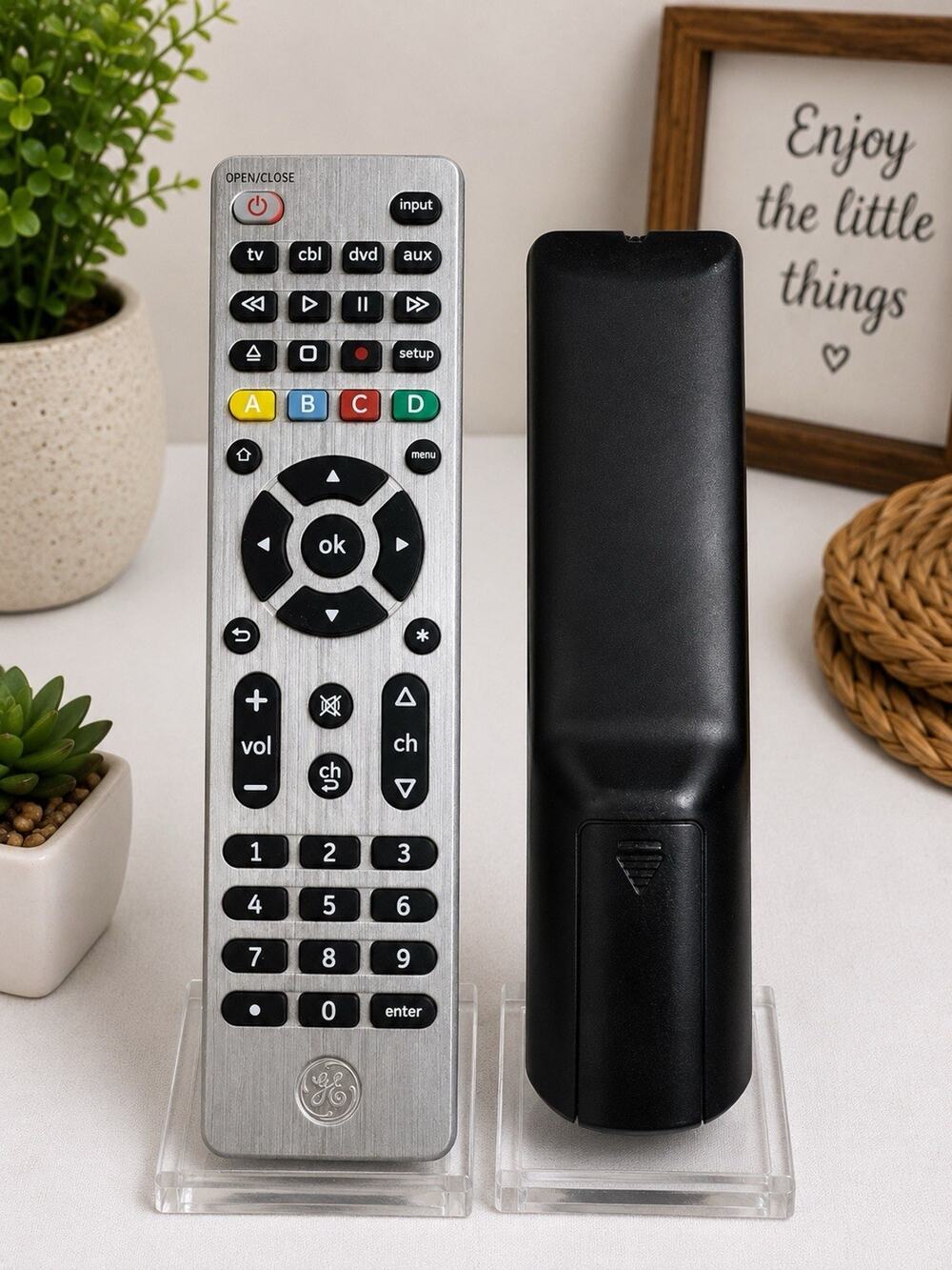 GE Universal Remote Control Silver TV Cable DVD AUX Tested Working